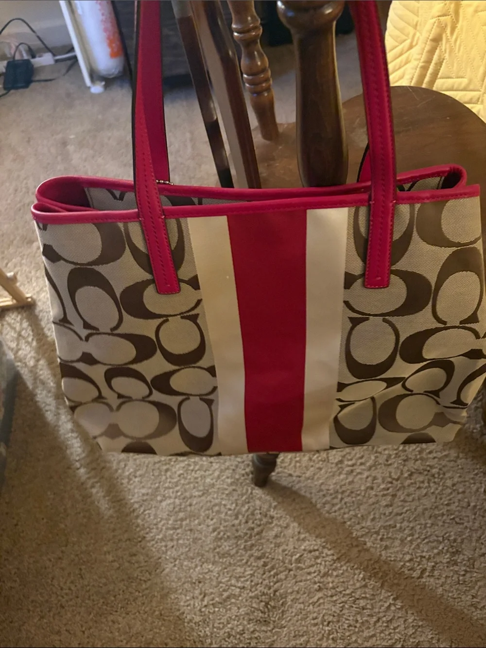 Coach tote signature